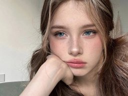 beautiful-students-260924-260924-061