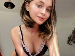 beautiful-students-260924-260924-061
