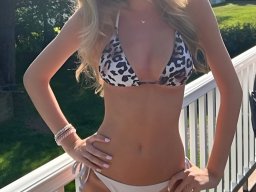 beautiful-students-260924-260924-062