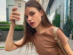 beautiful-students-260924-260924-062