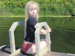 beautiful-students-260924-260924-062