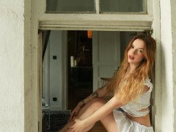 beautiful-students-260924-260924-062