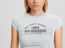 beautiful-students-260924-260924-063