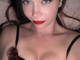 beautiful-students-260924-260924-064