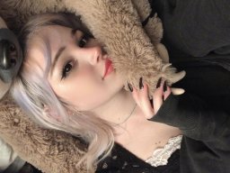 beautiful-students-260924-260924-064