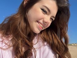 beautiful-students-260924-260924-064