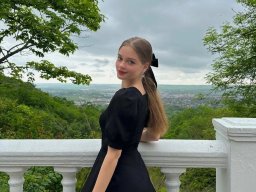 beautiful-students-260924-260924-064