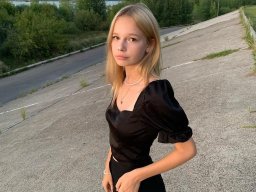 beautiful-students-260924-260924-064