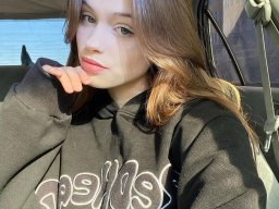 beautiful-students-260924-260924-065
