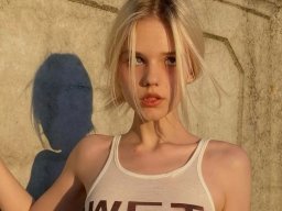 beautiful-students-260924-260924-065