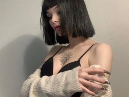 beautiful-students-260924-260924-065