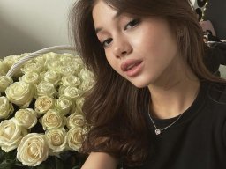 beautiful-students-260924-260924-065