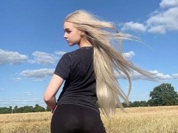 beautiful-students-260924-260924-065
