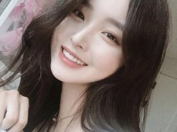 beautiful-students-260924-260924-066
