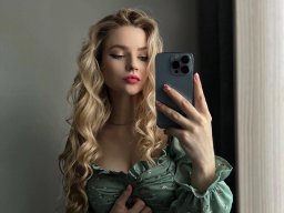 beautiful-students-260924-260924-067