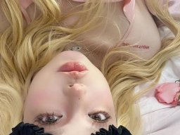 beautiful-students-260924-260924-067