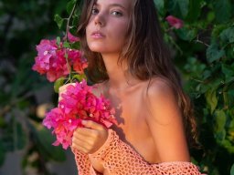 beautiful-students-260924-260924-067