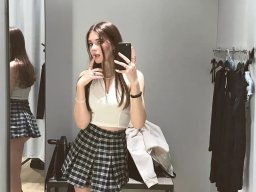 beautiful-students-260924-260924-068