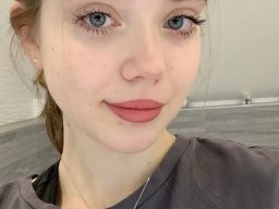 beautiful-students-260924-260924-068