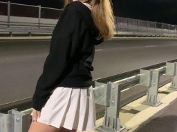 beautiful-students-260924-260924-068