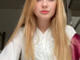beautiful-students-260924-260924-068