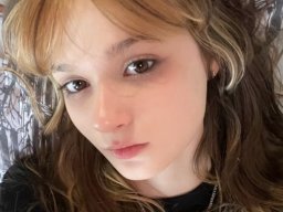 beautiful-students-260924-260924-068