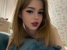 beautiful-students-260924-260924-068