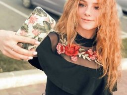 beautiful-students-260924-260924-068