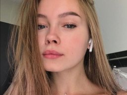 beautiful-students-260924-260924-069