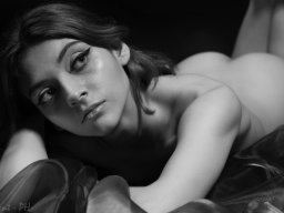beautiful-students-260924-260924-069