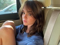 beautiful-students-260924-260924-069