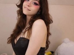 beautiful-students-260924-260924-069
