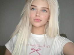 beautiful-students-260924-260924-069