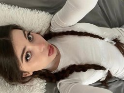beautiful-students-260924-260924-069