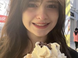 beautiful-students-260924-260924-070