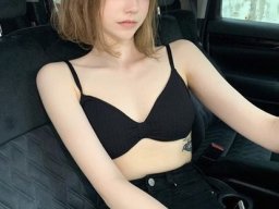beautiful-students-260924-260924-070