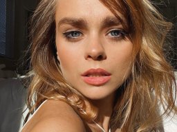 beautiful-students-260924-260924-070