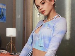 beautiful-students-260924-260924-070