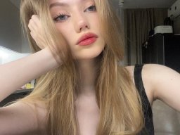 beautiful-students-260924-260924-071