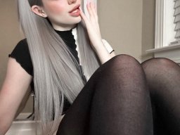 beautiful-students-260924-260924-071