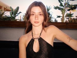 beautiful-students-260924-260924-071