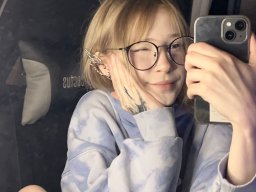 beautiful-students-260924-260924-072