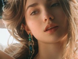 beautiful-students-260924-260924-072