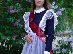 beautiful-students-260924-260924-072