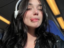 beautiful-students-260924-260924-073