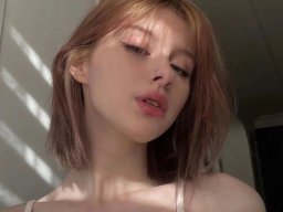 beautiful-students-260924-260924-073