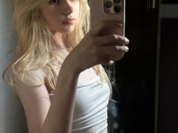 beautiful-students-260924-260924-073