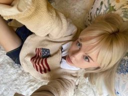 beautiful-students-260924-260924-073