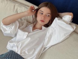 beautiful-students-260924-260924-073