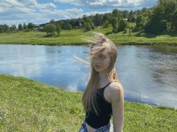 beautiful-students-260924-260924-073